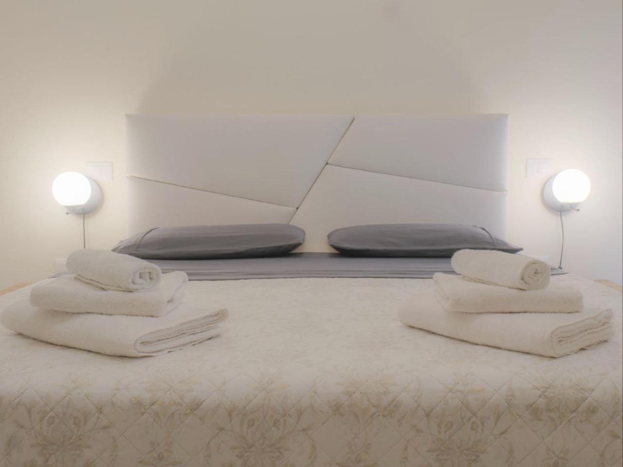 Andiloro Home เรจโจ ดี คาลาเบีย ภายนอก รูปภาพ